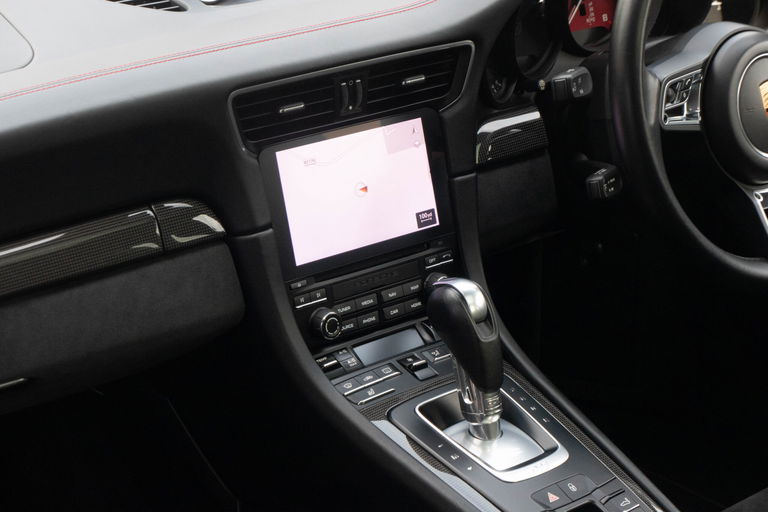 Porsche 991.2 Carrera GTS