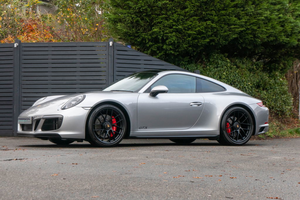 Porsche 991.2 Carrera GTS