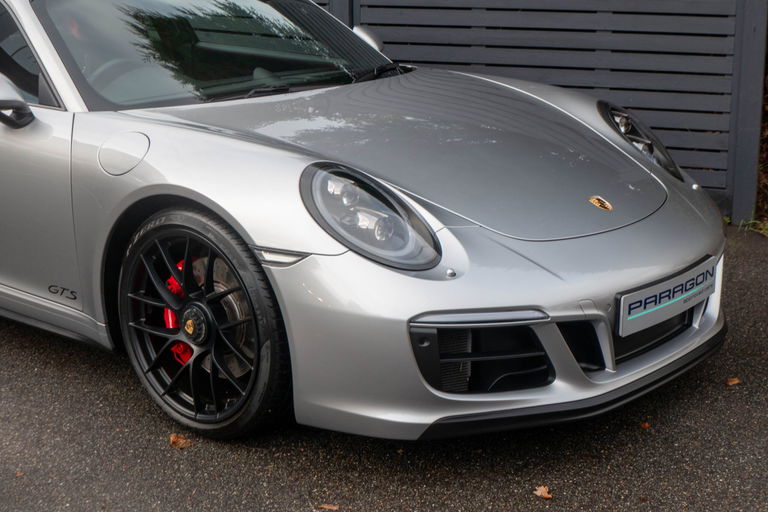 Porsche 991.2 Carrera GTS