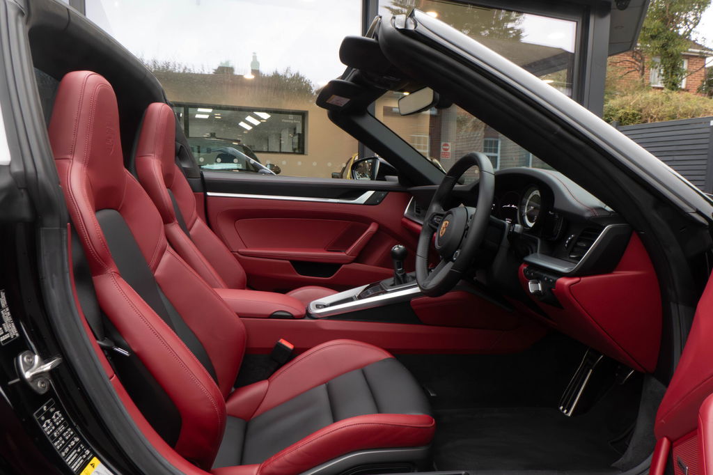 Porsche 992 Targa 4S