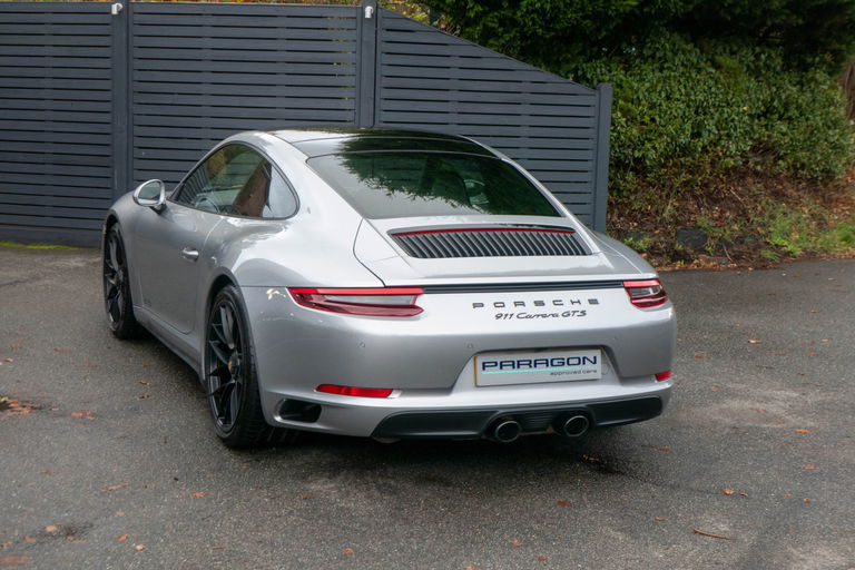 Porsche 991.2 Carrera GTS