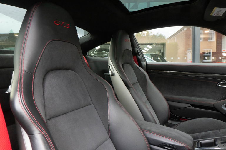 Porsche 991.2 Carrera GTS