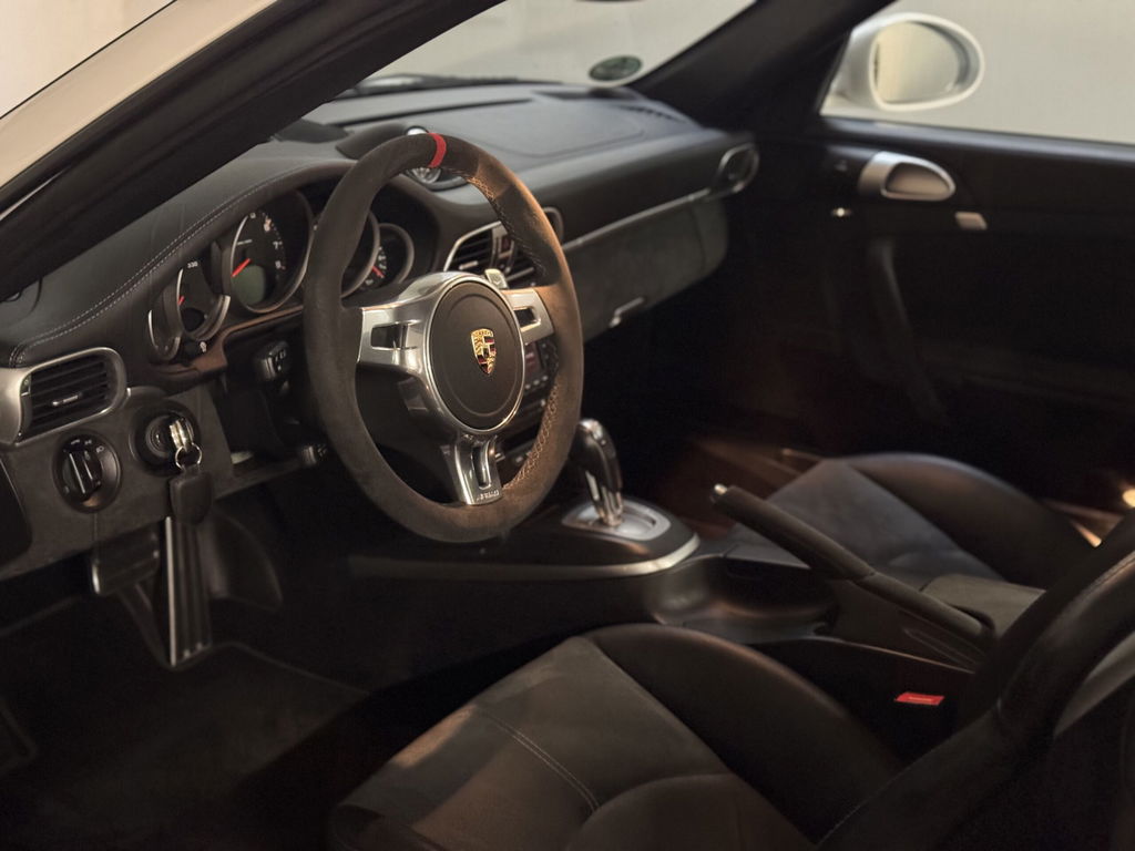 Porsche 997.2 Carrera GTS