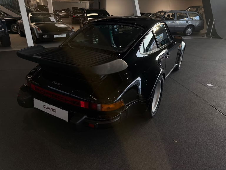 Porsche 911 Turbo 3.3