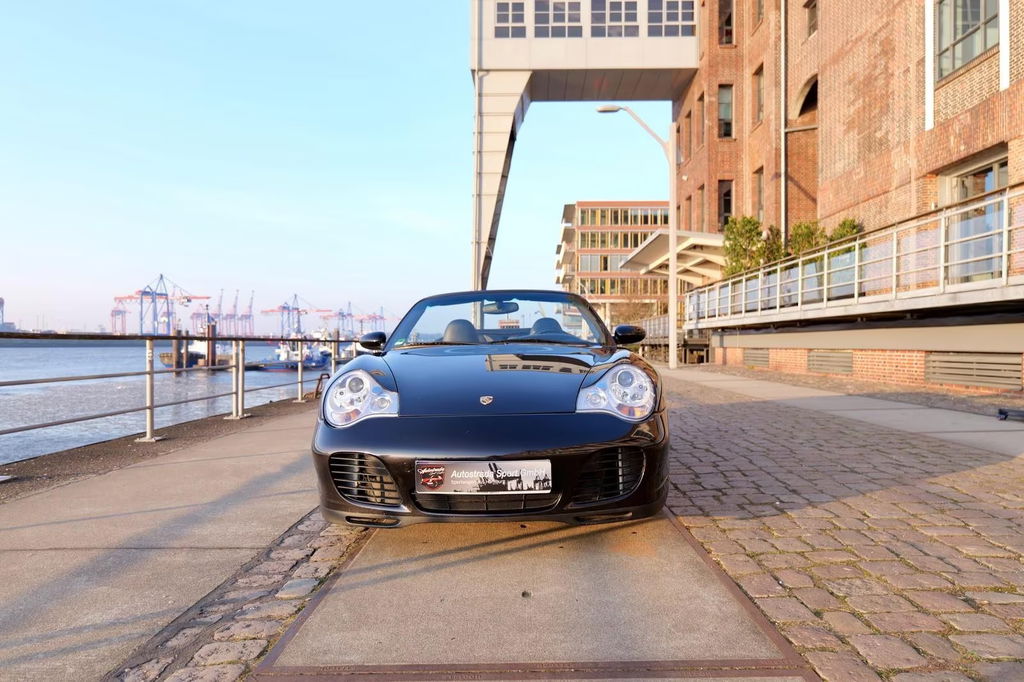 Porsche 996 Carrera 4S