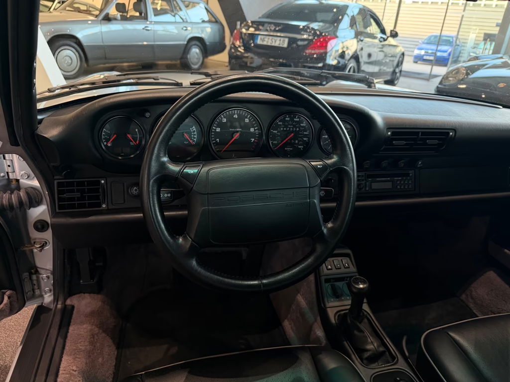 Porsche 964 Carrera 4