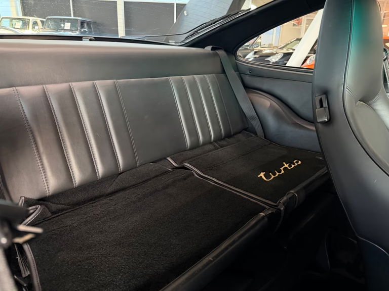 Porsche 911 Turbo 3.3