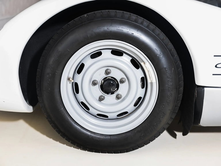 Porsche 906 Carrera 6