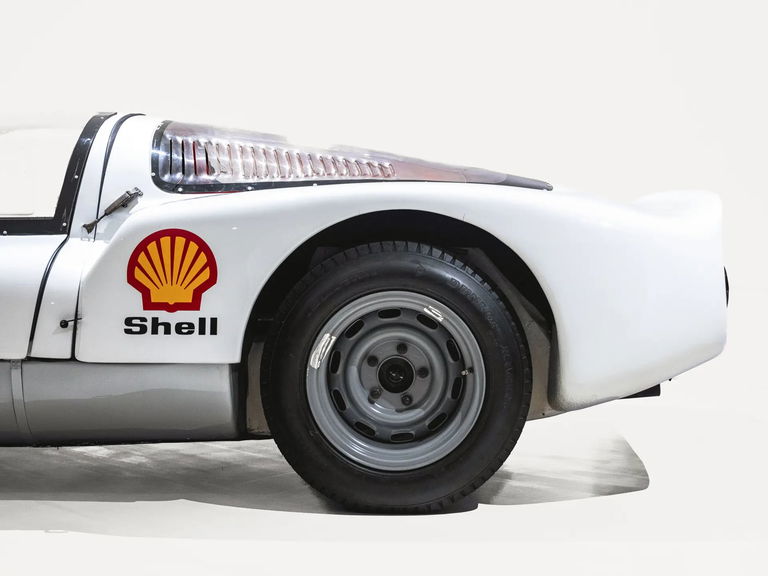 Porsche 906 Carrera 6