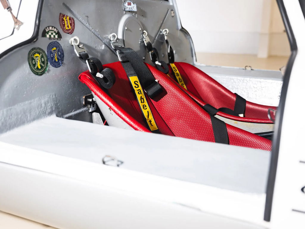 Porsche 906 Carrera 6