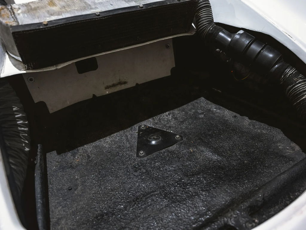 Porsche 906 Carrera 6