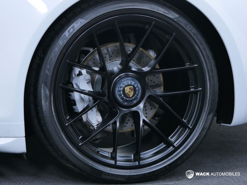 Porsche 991.2 Carrera 4 GTS