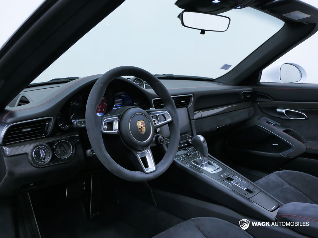 Porsche 991.2 Carrera 4 GTS