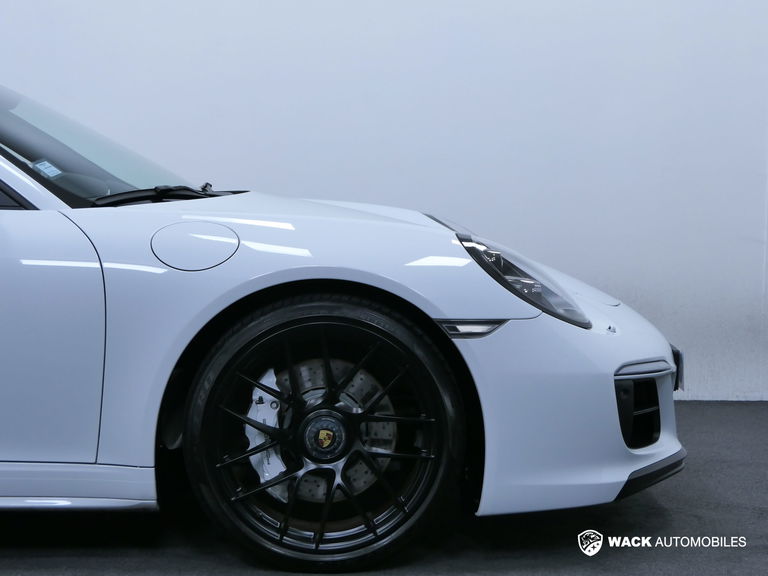 Porsche 991.2 Carrera 4 GTS