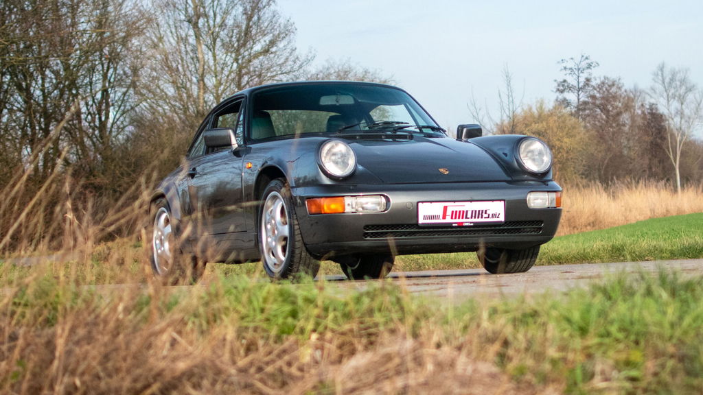Porsche 964 Carrera 4