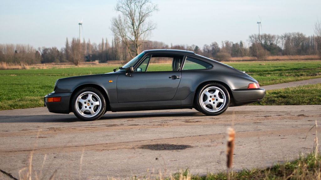 Porsche 964 Carrera 4