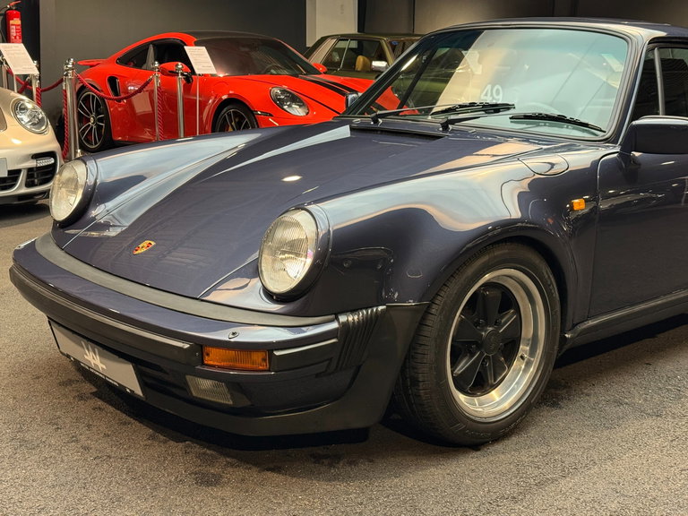 Porsche 911 Turbo 3.3