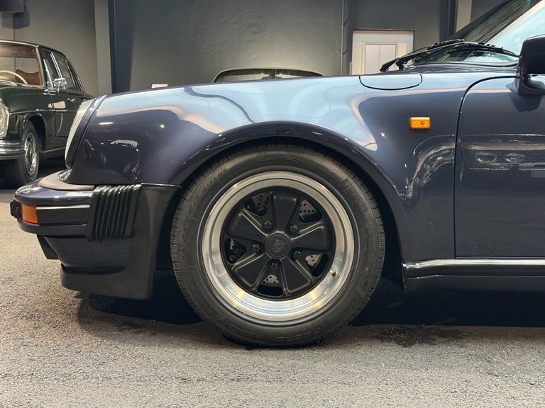 Porsche 911 Turbo 3.3