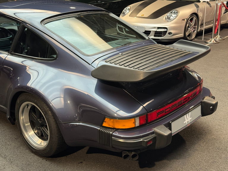 Porsche 911 Turbo 3.3