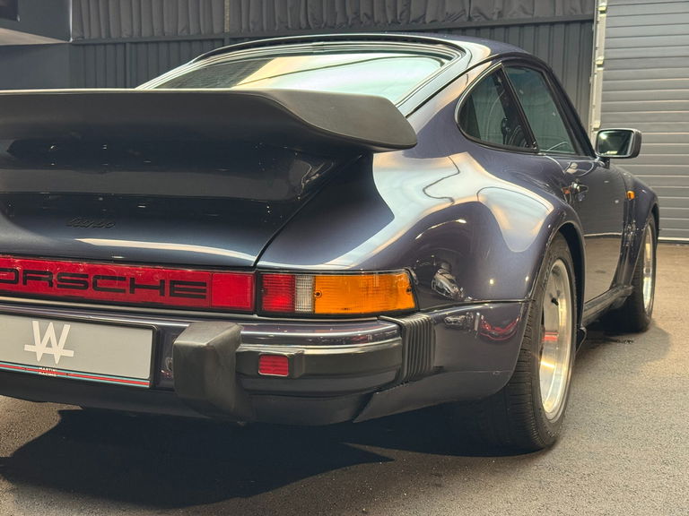 Porsche 911 Turbo 3.3