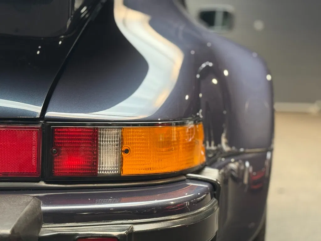 Porsche 911 Turbo 3.3