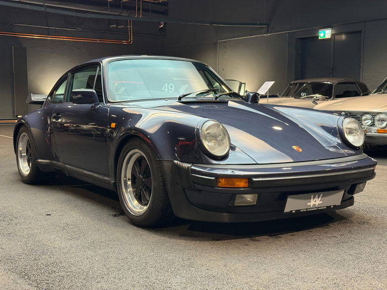Porsche 911 Turbo 3.3