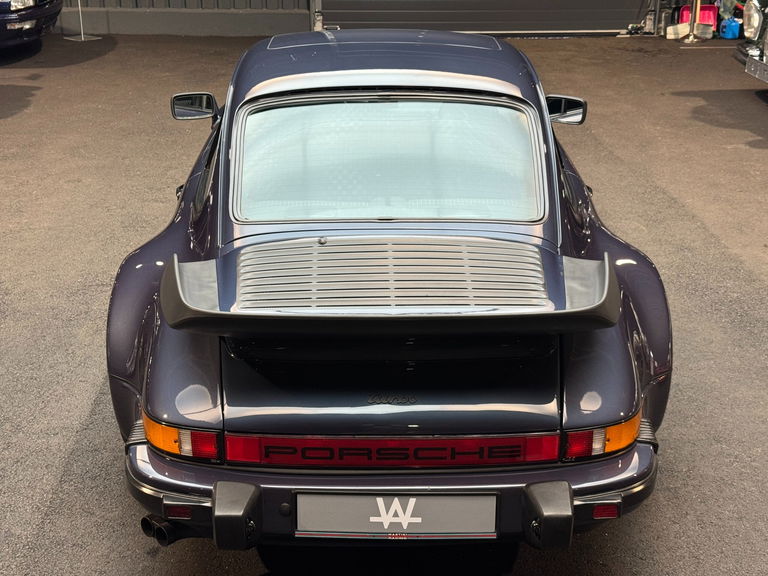 Porsche 911 Turbo 3.3