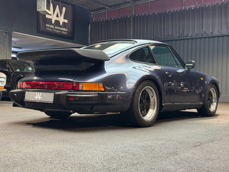 Porsche 911 Turbo 3.3