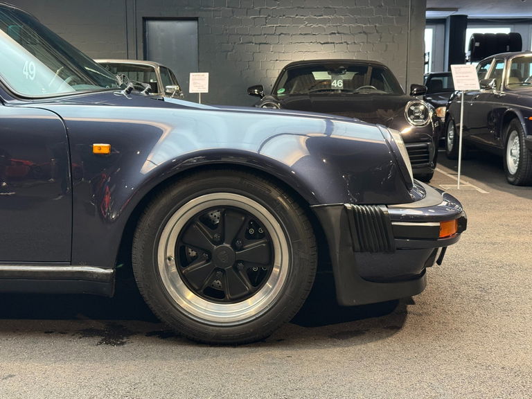 Porsche 911 Turbo 3.3