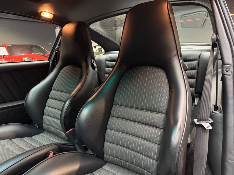 Porsche 911 Turbo 3.3