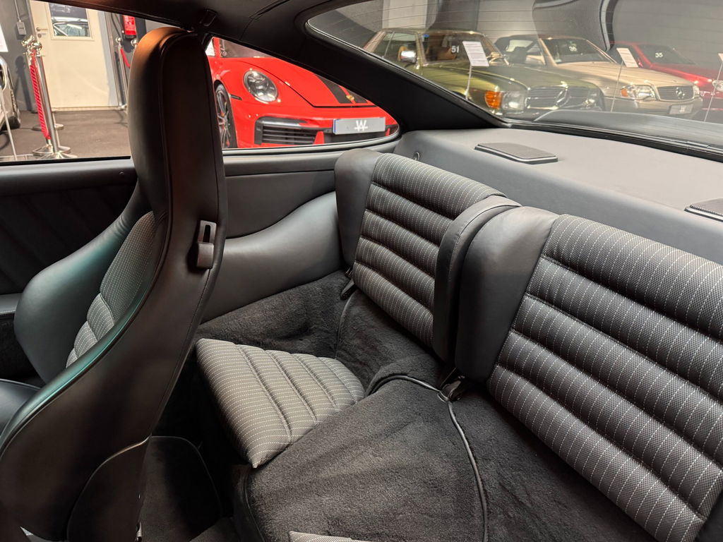 Porsche 911 Turbo 3.3