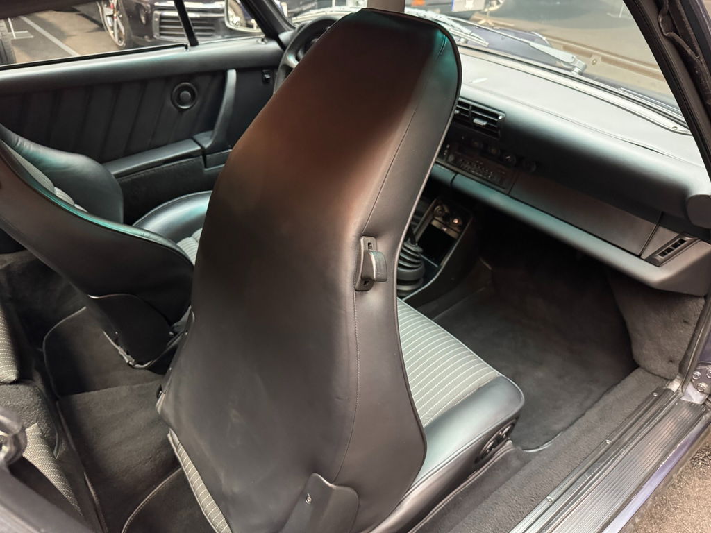 Porsche 911 Turbo 3.3