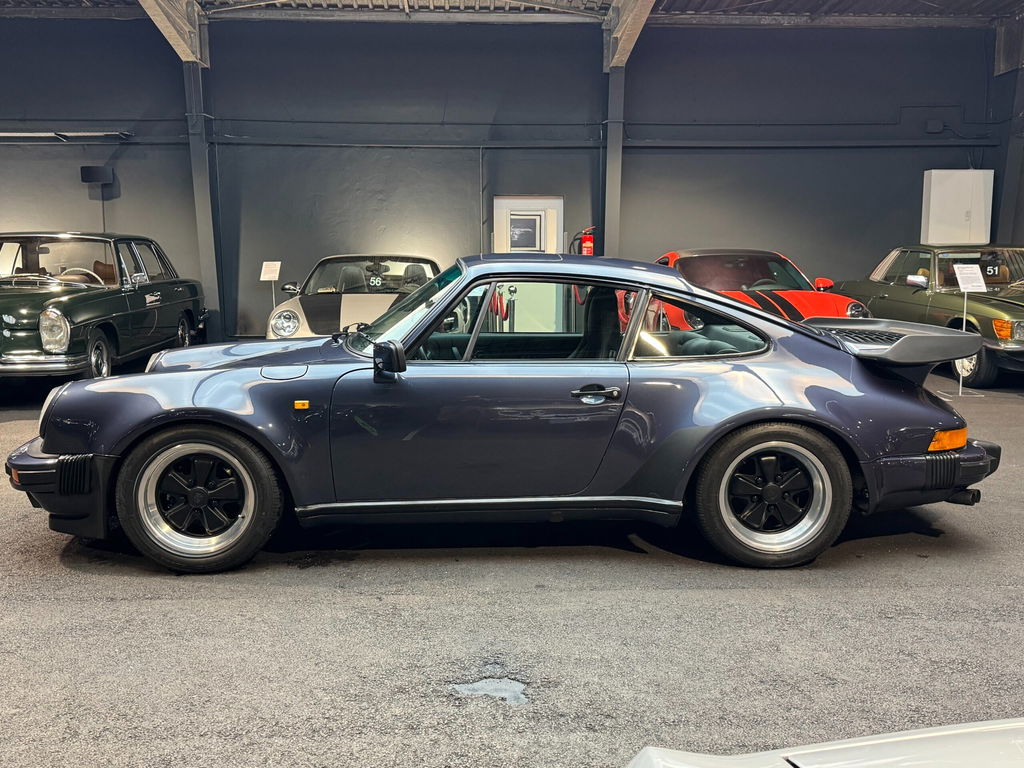 Porsche 911 Turbo 3.3