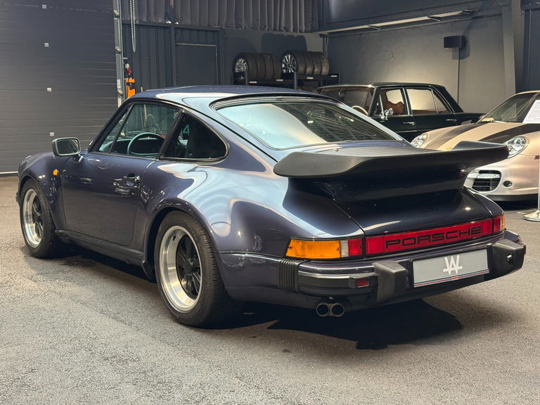 Porsche 911 Turbo 3.3