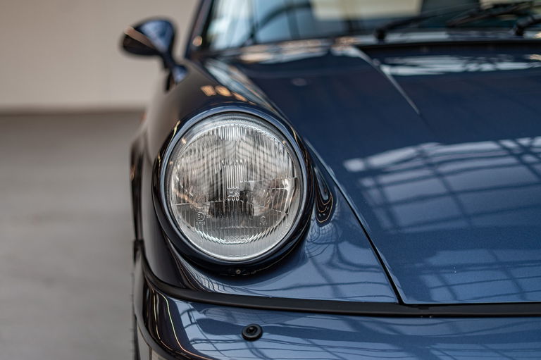Porsche 964 Carrera 4