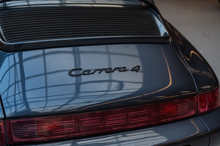 Porsche 964 Carrera 4