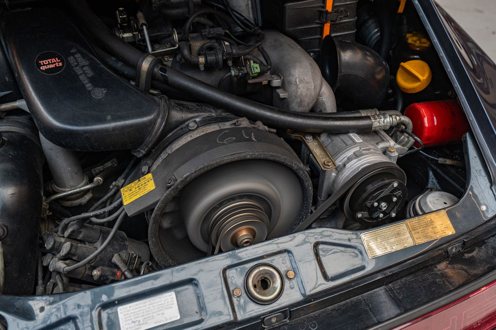 Porsche 964 Carrera 4