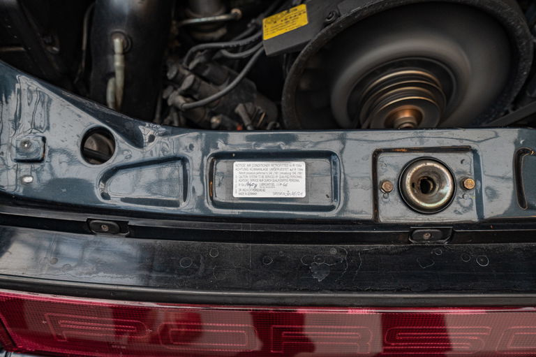 Porsche 964 Carrera 4