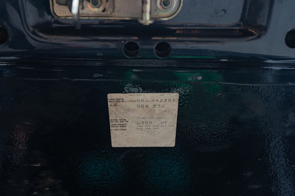 Porsche 964 Carrera 4