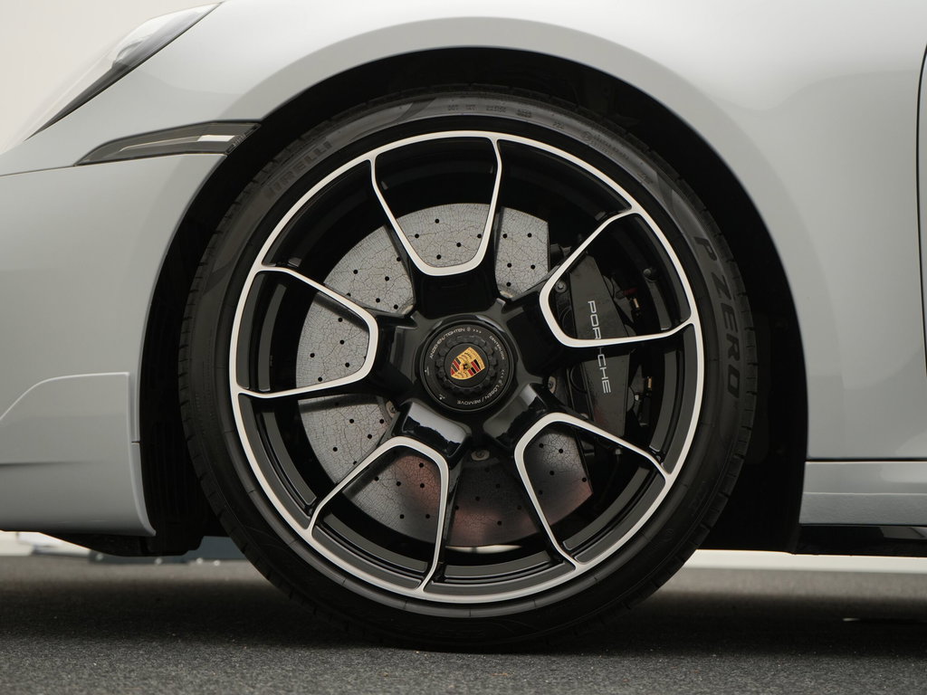Porsche 992 Turbo S
