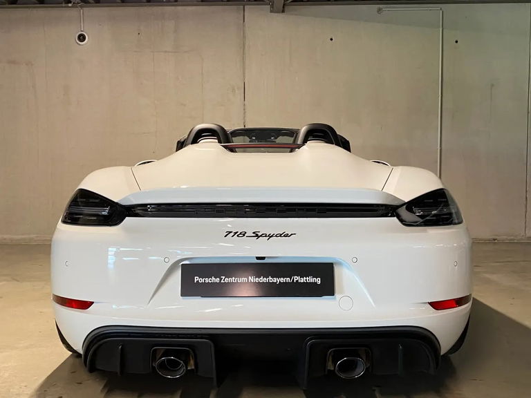 Porsche 718 Spyder