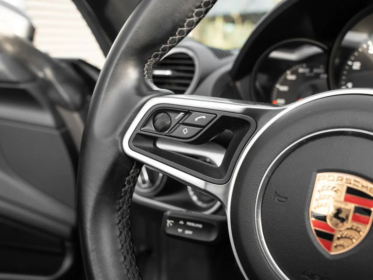 Porsche 718 Boxster