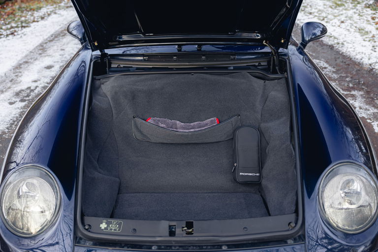 Porsche 993 Carrera 4S