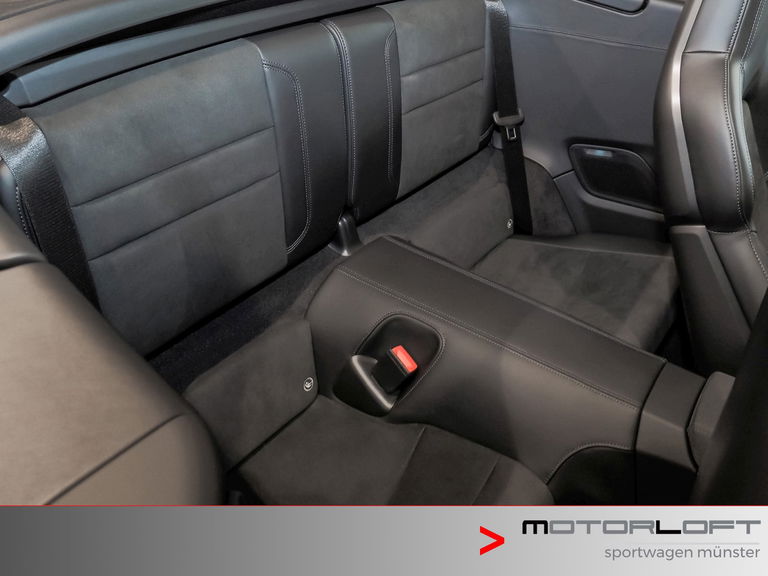 Porsche 992 Carrera GTS