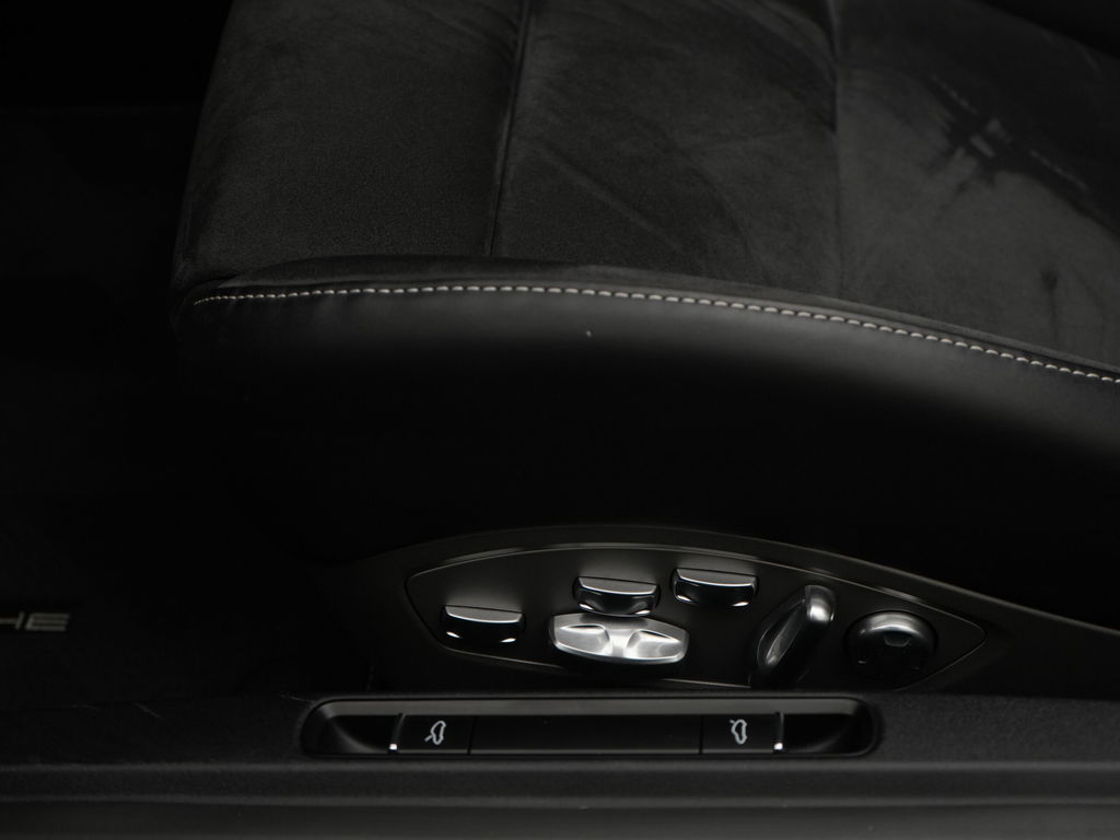 Porsche 991.2 Carrera GTS