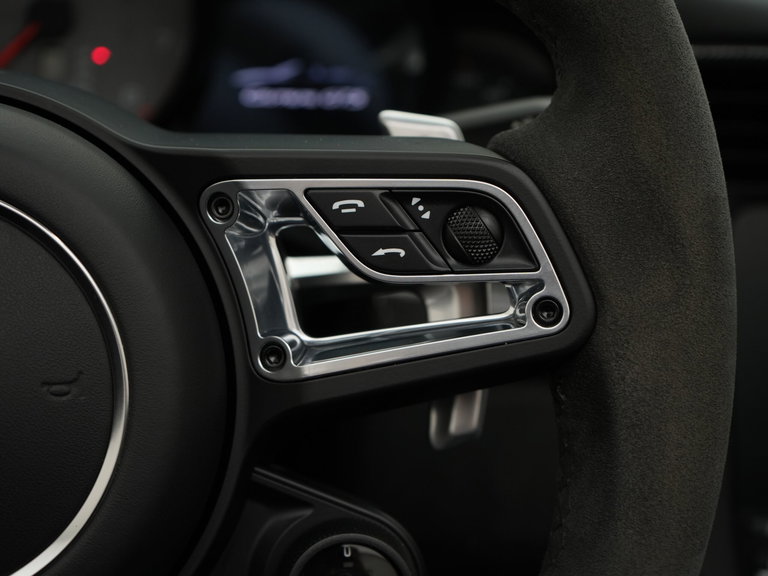 Porsche 991.2 Carrera GTS