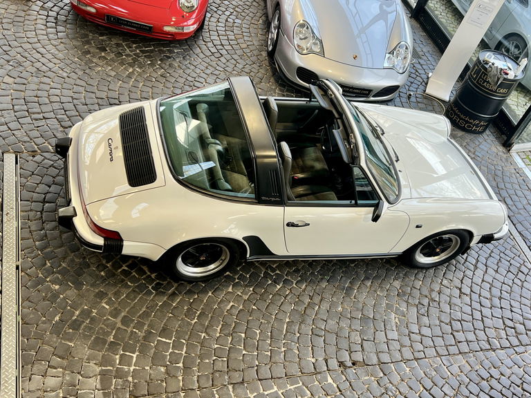 Porsche 911 Carrera 3.2