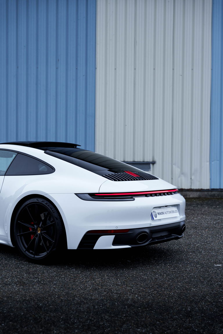 Porsche 992 Carrera 4S