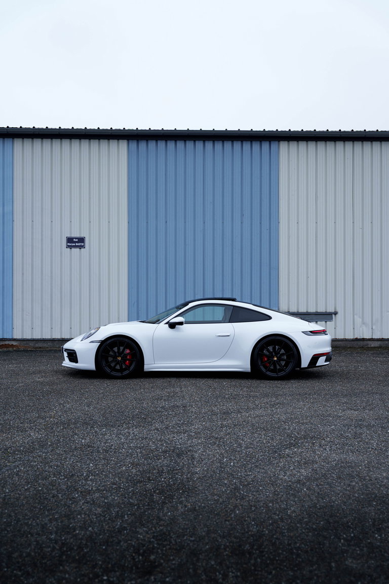 Porsche 992 Carrera 4S