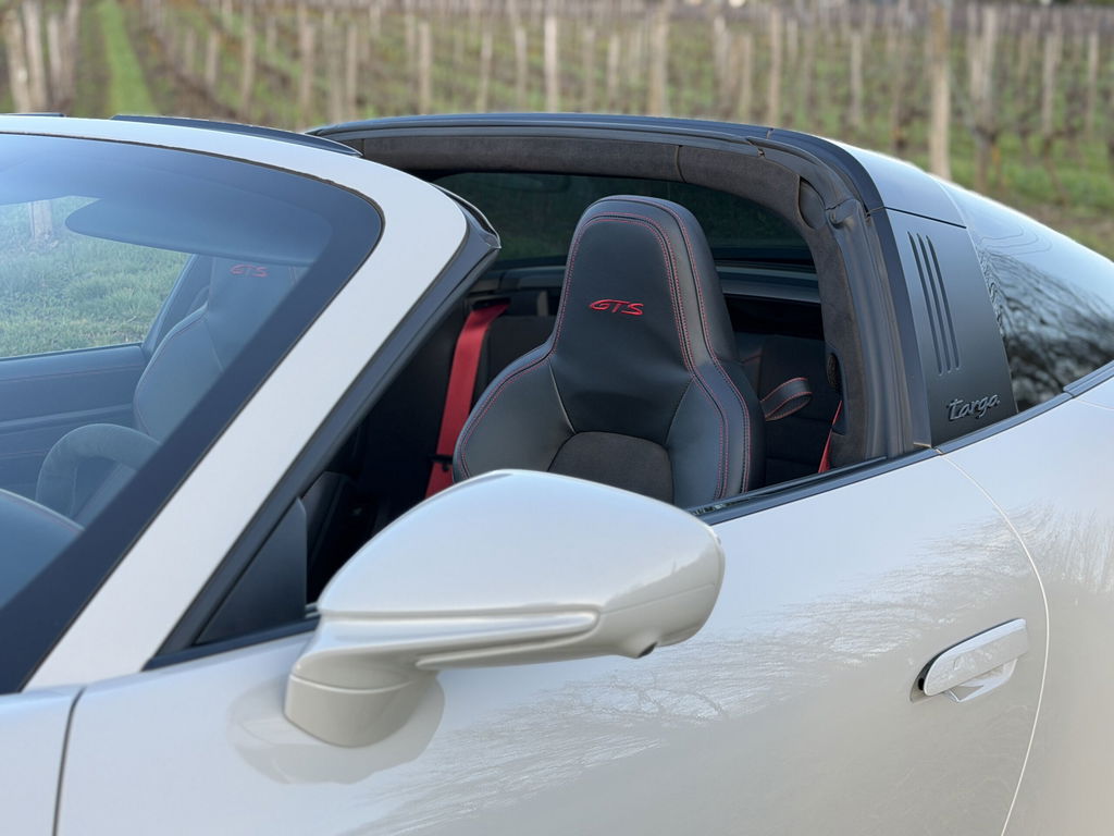 Porsche 992 Targa 4 GTS